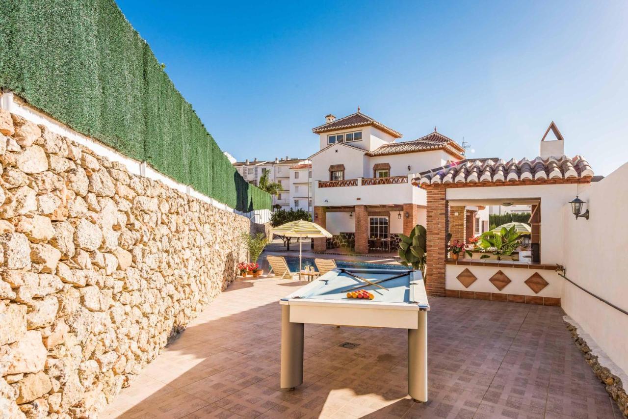 Villa Sol Нерха Екстериор снимка