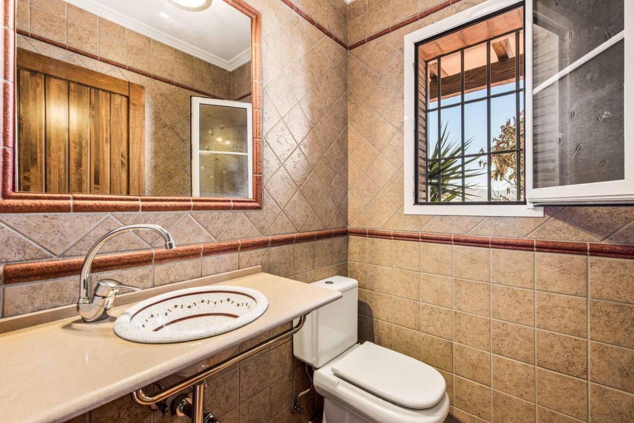 Villa Sol Нерха Екстериор снимка